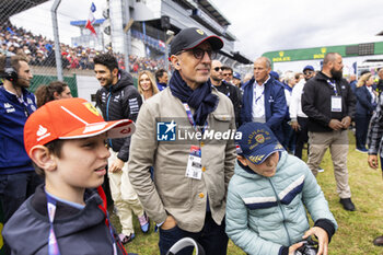 2024-06-15 - ELMALEH Gad during the starting grid of the 2024 24 Hours of Le Mans, 4th round of the 2024 FIA World Endurance Championship, on the Circuit des 24 Heures du Mans, on June 15, 2024 in Le Mans, France - 24 HEURES DU MANS 2024 - STARTING GRID - ENDURANCE - MOTORS