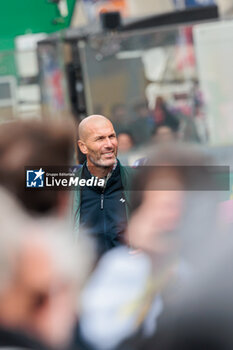 2024-06-15 - ZIDANE Zinedine (fra), Starter of the 24 Hours of Le Mans 2024, portrait during the starting grid of the 2024 24 Hours of Le Mans, 4th round of the 2024 FIA World Endurance Championship, on the Circuit des 24 Heures du Mans, on June 15, 2024 in Le Mans, France - 24 HEURES DU MANS 2024 - STARTING GRID - ENDURANCE - MOTORS