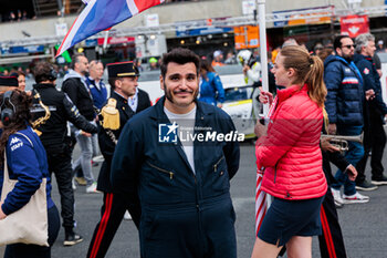 2024-06-15 - Yoann Launay, chanteur de l'hymne national, portrait during the starting grid of the 2024 24 Hours of Le Mans, 4th round of the 2024 FIA World Endurance Championship, on the Circuit des 24 Heures du Mans, on June 15, 2024 in Le Mans, France - 24 HEURES DU MANS 2024 - STARTING GRID - ENDURANCE - MOTORS