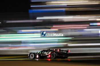 2024-06-16 - 08 BUEMI Sébastien (swi), HARTLEY Brendon (nzl), HIRAKAWA Ryo (jpn), Toyota Gazoo Racing, Toyota GR010 - Hybrid #08, Hypercar, FIA WEC, action during the 2024 24 Hours of Le Mans, 4th round of the 2024 FIA World Endurance Championship, on the Circuit des 24 Heures du Mans, from June 15 to 16, 2024 in Le Mans, France - 24 HEURES DU MANS 2024 - RACE - ENDURANCE - MOTORS