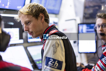 2024-06-16 - HARTLEY Brendon (nzl), Toyota Gazoo Racing, Toyota GR010 - Hybrid #08, Hypercar, FIA WEC, portrait during the 2024 24 Hours of Le Mans, 4th round of the 2024 FIA World Endurance Championship, on the Circuit des 24 Heures du Mans, from June 15 to 16, 2024 in Le Mans, France - 24 HEURES DU MANS 2024 - RACE - ENDURANCE - MOTORS