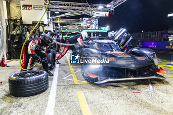 2024-06-16 - 08 BUEMI Sébastien (swi), HARTLEY Brendon (nzl), HIRAKAWA Ryo (jpn), Toyota Gazoo Racing, Toyota GR010 - Hybrid #08, Hypercar, FIA WEC, ambiance during the 2024 24 Hours of Le Mans, 4th round of the 2024 FIA World Endurance Championship, on the Circuit des 24 Heures du Mans, from June 15 to 16, 2024 in Le Mans, France - 24 HEURES DU MANS 2024 - RACE - ENDURANCE - MOTORS