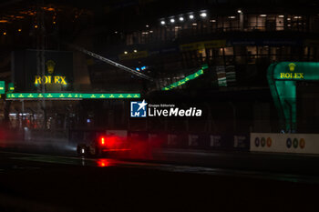 2024-06-16 - 38 RASMUSSEN Oliver (dnk), HANSON Philip (gbr), BUTTON Jenson (gbr), Hertz Team Jota, Porsche 963 #38, Hypercar, FIA WEC, action during the 2024 24 Hours of Le Mans, 4th round of the 2024 FIA World Endurance Championship, on the Circuit des 24 Heures du Mans, from June 15 to 16, 2024 in Le Mans, France - 24 HEURES DU MANS 2024 - RACE - ENDURANCE - MOTORS