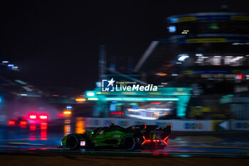 2024-06-16 - 63 BORTOLOTTI Mirko (ita), MORTARA Edoardo (ita), KVYAT Daniil, Lamborghini Iron Lynx, Lamborghini SC63 #63, Hypercar, FIA WEC, action during the 2024 24 Hours of Le Mans, 4th round of the 2024 FIA World Endurance Championship, on the Circuit des 24 Heures du Mans, from June 15 to 16, 2024 in Le Mans, France - 24 HEURES DU MANS 2024 - RACE - ENDURANCE - MOTORS