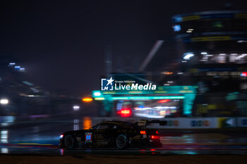 2024-06-16 - 88 OLSEN Dennis (dnk), PEDERSEN Mikkel (dnk), RODA Giorgio (ita), Proton Competition, Ford Mustang GT3 #88, LM GT3, FIA WEC, action during the 2024 24 Hours of Le Mans, 4th round of the 2024 FIA World Endurance Championship, on the Circuit des 24 Heures du Mans, from June 15 to 16, 2024 in Le Mans, France - 24 HEURES DU MANS 2024 - RACE - ENDURANCE - MOTORS