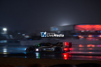 2024-06-16 - 38 RASMUSSEN Oliver (dnk), HANSON Philip (gbr), BUTTON Jenson (gbr), Hertz Team Jota, Porsche 963 #38, Hypercar, FIA WEC, action during the 2024 24 Hours of Le Mans, 4th round of the 2024 FIA World Endurance Championship, on the Circuit des 24 Heures du Mans, from June 15 to 16, 2024 in Le Mans, France - 24 HEURES DU MANS 2024 - RACE - ENDURANCE - MOTORS