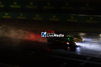 2024-06-16 - 03 BOURDAIS Sébastien (fra), VAN DER ZANDE Renger (ned), DIXON Scott (nzl), Cadillac Racing, Cadillac V-Series.R #03, Hypercar, action during the 2024 24 Hours of Le Mans, 4th round of the 2024 FIA World Endurance Championship, on the Circuit des 24 Heures du Mans, from June 15 to 16, 2024 in Le Mans, France - 24 HEURES DU MANS 2024 - RACE - ENDURANCE - MOTORS