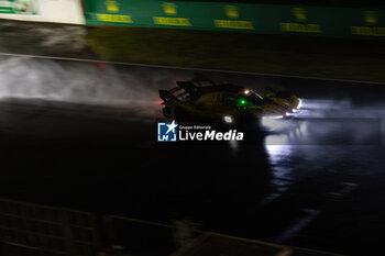 2024-06-16 - 83 KUBICA Robert (pol), SHWARTZMAN Robert (isr), YE Yifei (chn), AF Corse, Ferrari 499P #83, Hypercar, FIA WEC, action during the 2024 24 Hours of Le Mans, 4th round of the 2024 FIA World Endurance Championship, on the Circuit des 24 Heures du Mans, from June 15 to 16, 2024 in Le Mans, France - 24 HEURES DU MANS 2024 - RACE - ENDURANCE - MOTORS