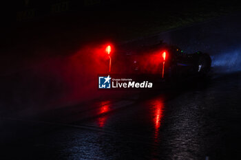 2024-06-16 - 311 DERANI Luis Felipe (bra), AITKEN Jack (gbr), DRUGOVICH Felipe (bra), Whelen Cadillac Racing, Cadillac V-Series.R #311, Hypercar, action during the 2024 24 Hours of Le Mans, 4th round of the 2024 FIA World Endurance Championship, on the Circuit des 24 Heures du Mans, from June 15 to 16, 2024 in Le Mans, France - 24 HEURES DU MANS 2024 - RACE - ENDURANCE - MOTORS