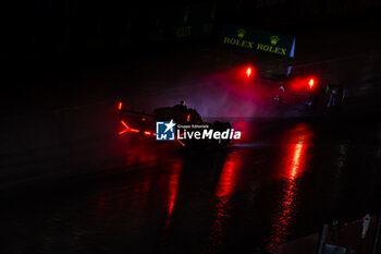 2024-06-16 - 63 BORTOLOTTI Mirko (ita), MORTARA Edoardo (ita), KVYAT Daniil, Lamborghini Iron Lynx, Lamborghini SC63 #63, Hypercar, FIA WEC, action during the 2024 24 Hours of Le Mans, 4th round of the 2024 FIA World Endurance Championship, on the Circuit des 24 Heures du Mans, from June 15 to 16, 2024 in Le Mans, France - 24 HEURES DU MANS 2024 - RACE - ENDURANCE - MOTORS