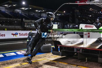 2024-06-16 - 99 TINCKNELL Harry (gbr), JANI Neel (swi), ANDLAUER Julien (fra), Proton Competition, Porsche 963 #99, Hypercar, FIA WEC, action during the 2024 24 Hours of Le Mans, 4th round of the 2024 FIA World Endurance Championship, on the Circuit des 24 Heures du Mans, from June 15 to 16, 2024 in Le Mans, France - 24 HEURES DU MANS 2024 - RACE - ENDURANCE - MOTORS