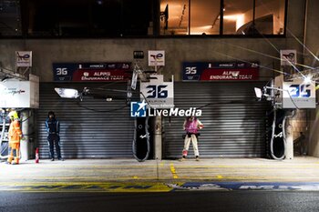 2024-06-16 - Alpine Endurance Team during the 2024 24 Hours of Le Mans, 4th round of the 2024 FIA World Endurance Championship, on the Circuit des 24 Heures du Mans, from June 15 to 16, 2024 in Le Mans, France - 24 HEURES DU MANS 2024 - RACE - ENDURANCE - MOTORS