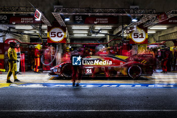 2024-06-16 - 51 PIER GUIDI Alessandro (ita), CALADO James (gbr), GIOVINAZZI Antonio (ita), Ferrari AF Corse, Ferrari 499P #51, Hypercar, FIA WEC, action during the 2024 24 Hours of Le Mans, 4th round of the 2024 FIA World Endurance Championship, on the Circuit des 24 Heures du Mans, from June 15 to 16, 2024 in Le Mans, France - 24 HEURES DU MANS 2024 - RACE - ENDURANCE - MOTORS