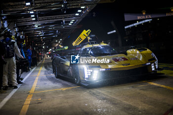 2024-06-16 - 03 BOURDAIS Sébastien (fra), VAN DER ZANDE Renger (ned), DIXON Scott (nzl), Cadillac Racing, Cadillac V-Series.R #03, Hypercar, action during the 2024 24 Hours of Le Mans, 4th round of the 2024 FIA World Endurance Championship, on the Circuit des 24 Heures du Mans, from June 15 to 16, 2024 in Le Mans, France - 24 HEURES DU MANS 2024 - RACE - ENDURANCE - MOTORS