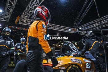 2024-06-16 - SAUCY Grégoire (swi), United Autosports, McLaren 720S GT3 Evo #59, LM GT3, FIA WEC, portrait during the 2024 24 Hours of Le Mans, 4th round of the 2024 FIA World Endurance Championship, on the Circuit des 24 Heures du Mans, from June 15 to 16, 2024 in Le Mans, France - 24 HEURES DU MANS 2024 - RACE - ENDURANCE - MOTORS