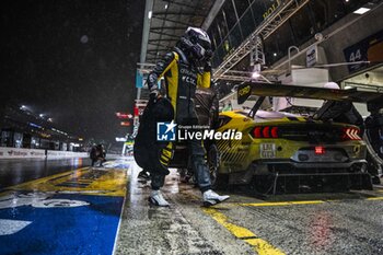 2024-06-16 - 44 HARTSHORNE John (gbr), TUCK Ben (ger), MIES Christopher (ger), Proton Competition, Ford Mustang LMGT3, LMGT3, action during the 2024 24 Hours of Le Mans, 4th round of the 2024 FIA World Endurance Championship, on the Circuit des 24 Heures du Mans, from June 15 to 16, 2024 in Le Mans, France - 24 HEURES DU MANS 2024 - RACE - ENDURANCE - MOTORS