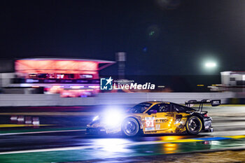 2024-06-16 - 91 LIETZ Richard (aut), SCHURING Morris (nld), SHAHIN Yasser (aus), Manthey EMA, Porsche 911 GT3 R #91, LM GT3, FIA WEC, action during the 2024 24 Hours of Le Mans, 4th round of the 2024 FIA World Endurance Championship, on the Circuit des 24 Heures du Mans, from June 15 to 16, 2024 in Le Mans, France - 24 HEURES DU MANS 2024 - RACE - ENDURANCE - MOTORS