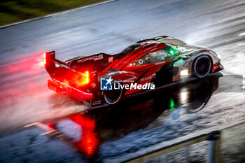 2024-06-16 - 05 CAMPBELL Matt (aus), CHRISTENSEN Michael (dnk), MAKOWIECKI Frédéric (fra), Porsche Penske Motorsport, Porsche 963 #05, Hypercar, FIA WEC, action during the 2024 24 Hours of Le Mans, 4th round of the 2024 FIA World Endurance Championship, on the Circuit des 24 Heures du Mans, from June 15 to 16, 2024 in Le Mans, France - 24 HEURES DU MANS 2024 - RACE - ENDURANCE - MOTORS