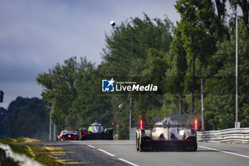 2024-06-16 - 38 RASMUSSEN Oliver (dnk), HANSON Philip (gbr), BUTTON Jenson (gbr), Hertz Team Jota, Porsche 963 #38, Hypercar, FIA WEC, action during the 2024 24 Hours of Le Mans, 4th round of the 2024 FIA World Endurance Championship, on the Circuit des 24 Heures du Mans, from June 15 to 16, 2024 in Le Mans, France - 24 HEURES DU MANS 2024 - RACE - ENDURANCE - MOTORS