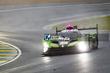 2024-06-16 - 63 BORTOLOTTI Mirko (ita), MORTARA Edoardo (ita), KVYAT Daniil, Lamborghini Iron Lynx, Lamborghini SC63 #63, Hypercar, FIA WEC, action during the 2024 24 Hours of Le Mans, 4th round of the 2024 FIA World Endurance Championship, on the Circuit des 24 Heures du Mans, from June 15 to 16, 2024 in Le Mans, France - 24 HEURES DU MANS 2024 - RACE - ENDURANCE - MOTORS