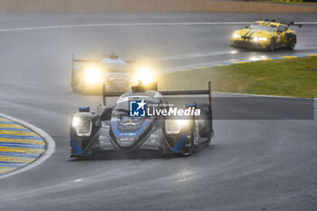 2024-06-16 - 37 FLUXA Lorenzo (spa), JAKOBSEN Malthe (dnk), MIYATA Ritomo (jpn), Cool Racing, Oreca 07 - Gibson #37, LMP2, action during the 2024 24 Hours of Le Mans, 4th round of the 2024 FIA World Endurance Championship, on the Circuit des 24 Heures du Mans, from June 15 to 16, 2024 in Le Mans, France - 24 HEURES DU MANS 2024 - RACE - ENDURANCE - MOTORS