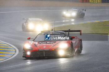 2024-06-16 - 70 IRIBE Brendan (usa), MILLROY Ollie (gar), SCHANDORFF Frederik (dnk), Inception Racing, McLaren 720S LMGT3 Evo, LM GT3, action during the 2024 24 Hours of Le Mans, 4th round of the 2024 FIA World Endurance Championship, on the Circuit des 24 Heures du Mans, from June 15 to 16, 2024 in Le Mans, France - 24 HEURES DU MANS 2024 - RACE - ENDURANCE - MOTORS