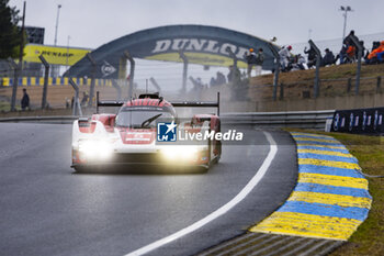 2024-06-16 - 05 CAMPBELL Matt (aus), CHRISTENSEN Michael (dnk), MAKOWIECKI Frédéric (fra), Porsche Penske Motorsport, Porsche 963 #05, Hypercar, FIA WEC, action during the 2024 24 Hours of Le Mans, 4th round of the 2024 FIA World Endurance Championship, on the Circuit des 24 Heures du Mans, from June 15 to 16, 2024 in Le Mans, France - 24 HEURES DU MANS 2024 - RACE - ENDURANCE - MOTORS