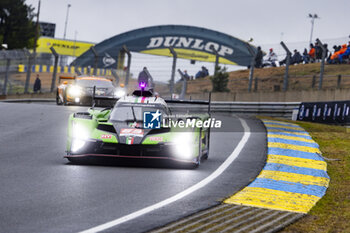 2024-06-16 - 63 BORTOLOTTI Mirko (ita), MORTARA Edoardo (ita), KVYAT Daniil, Lamborghini Iron Lynx, Lamborghini SC63 #63, Hypercar, FIA WEC, action during the 2024 24 Hours of Le Mans, 4th round of the 2024 FIA World Endurance Championship, on the Circuit des 24 Heures du Mans, from June 15 to 16, 2024 in Le Mans, France - 24 HEURES DU MANS 2024 - RACE - ENDURANCE - MOTORS