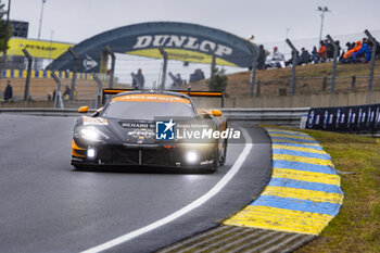 2024-06-16 - 59 SAUCY Grégoire (swi), COTTINGHAM James (gbr), COSTA Nicolas (bra), United Autosports, McLaren 720S GT3 Evo #59, LM GT3, FIA WEC, action during the 2024 24 Hours of Le Mans, 4th round of the 2024 FIA World Endurance Championship, on the Circuit des 24 Heures du Mans, from June 15 to 16, 2024 in Le Mans, France - 24 HEURES DU MANS 2024 - RACE - ENDURANCE - MOTORS