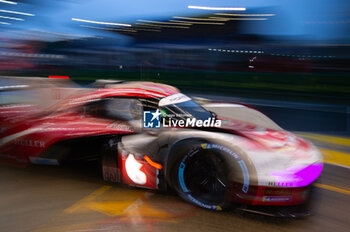 2024-06-16 - 06 ESTRE Kevin (fra), LOTTERER André (ger), VANTHOOR Laurens (bel), Porsche Penske Motorsport, Porsche 963 #06, Hypercar, FIA WEC, action during the 2024 24 Hours of Le Mans, 4th round of the 2024 FIA World Endurance Championship, on the Circuit des 24 Heures du Mans, from June 15 to 16, 2024 in Le Mans, France - 24 HEURES DU MANS 2024 - RACE - ENDURANCE - MOTORS