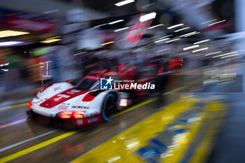 2024-06-16 - 04 JAMINET Mathieu (fra), NASR Felipe (bra), TANDY Nick (gbr), Porsche Penske Motorsport, Porsche 963 #04, Hypercar, action during the 2024 24 Hours of Le Mans, 4th round of the 2024 FIA World Endurance Championship, on the Circuit des 24 Heures du Mans, from June 15 to 16, 2024 in Le Mans, France - 24 HEURES DU MANS 2024 - RACE - ENDURANCE - MOTORS