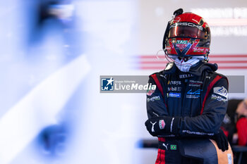 2024-06-16 - NASR Felipe (bra), Porsche Penske Motorsport, Porsche 963 #04, Hypercar, portrait during the 2024 24 Hours of Le Mans, 4th round of the 2024 FIA World Endurance Championship, on the Circuit des 24 Heures du Mans, from June 15 to 16, 2024 in Le Mans, France - 24 HEURES DU MANS 2024 - RACE - ENDURANCE - MOTORS