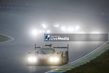 2024-06-16 - 38 RASMUSSEN Oliver (dnk), HANSON Philip (gbr), BUTTON Jenson (gbr), Hertz Team Jota, Porsche 963 #38, Hypercar, FIA WEC, action during the 2024 24 Hours of Le Mans, 4th round of the 2024 FIA World Endurance Championship, on the Circuit des 24 Heures du Mans, from June 15 to 16, 2024 in Le Mans, France - 24 HEURES DU MANS 2024 - RACE - ENDURANCE - MOTORS