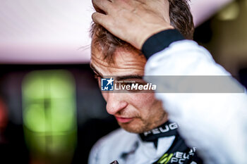 2024-06-16 - MULLER Nico (swi), Peugeot TotalEnergies, Peugeot 9x8 #93, Hypercar, FIA WEC, portrait during the 2024 24 Hours of Le Mans, 4th round of the 2024 FIA World Endurance Championship, on the Circuit des 24 Heures du Mans, from June 15 to 16, 2024 in Le Mans, France - 24 HEURES DU MANS 2024 - RACE - ENDURANCE - MOTORS