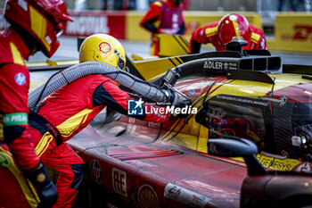 2024-06-16 - pitstop, arrêt aux stands, ravitaillement essence, refueling during the 2024 24 Hours of Le Mans, 4th round of the 2024 FIA World Endurance Championship, on the Circuit des 24 Heures du Mans, from June 15 to 16, 2024 in Le Mans, France - 24 HEURES DU MANS 2024 - RACE - ENDURANCE - MOTORS