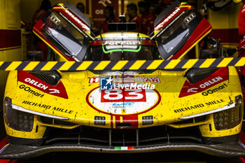 2024-06-16 - 83 KUBICA Robert (pol), SHWARTZMAN Robert (isr), YE Yifei (chn), AF Corse, Ferrari 499P #83, Hypercar, FIA WEC, in the garage after their problem during the 2024 24 Hours of Le Mans, 4th round of the 2024 FIA World Endurance Championship, on the Circuit des 24 Heures du Mans, from June 15 to 16, 2024 in Le Mans, France - 24 HEURES DU MANS 2024 - RACE - ENDURANCE - MOTORS