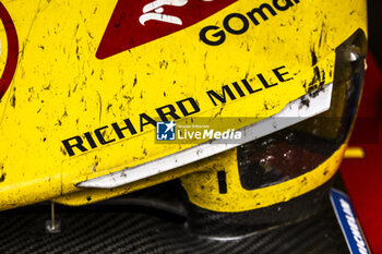 2024-06-16 - 83 KUBICA Robert (pol), SHWARTZMAN Robert (isr), YE Yifei (chn), AF Corse, Ferrari 499P #83, Hypercar, FIA WEC, in the garage after their problem during the 2024 24 Hours of Le Mans, 4th round of the 2024 FIA World Endurance Championship, on the Circuit des 24 Heures du Mans, from June 15 to 16, 2024 in Le Mans, France - 24 HEURES DU MANS 2024 - RACE - ENDURANCE - MOTORS