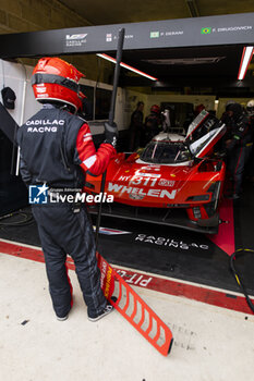 2024-06-16 - 311 DERANI Luis Felipe (bra), AITKEN Jack (gbr), DRUGOVICH Felipe (bra), Whelen Cadillac Racing, Cadillac V-Series.R #311, Hypercar, action going back on track during the 2024 24 Hours of Le Mans, 4th round of the 2024 FIA World Endurance Championship, on the Circuit des 24 Heures du Mans, from June 15 to 16, 2024 in Le Mans, France - 24 HEURES DU MANS 2024 - RACE - ENDURANCE - MOTORS