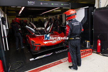 2024-06-16 - 311 DERANI Luis Felipe (bra), AITKEN Jack (gbr), DRUGOVICH Felipe (bra), Whelen Cadillac Racing, Cadillac V-Series.R #311, Hypercar, action going back on track during the 2024 24 Hours of Le Mans, 4th round of the 2024 FIA World Endurance Championship, on the Circuit des 24 Heures du Mans, from June 15 to 16, 2024 in Le Mans, France - 24 HEURES DU MANS 2024 - RACE - ENDURANCE - MOTORS