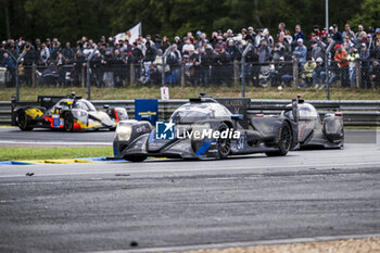 2024-06-16 - 37 FLUXA Lorenzo (spa), JAKOBSEN Malthe (dnk), MIYATA Ritomo (jpn), Cool Racing, Oreca 07 - Gibson #37, LMP2, action during the 2024 24 Hours of Le Mans, 4th round of the 2024 FIA World Endurance Championship, on the Circuit des 24 Heures du Mans, from June 15 to 16, 2024 in Le Mans, France - 24 HEURES DU MANS 2024 - RACE - ENDURANCE - MOTORS