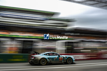 2024-06-16 - 77 BARKER Ben (gbr), HARDWICK Ryan (usa), ROBICHON Zacharie (can), Proton Competition, Ford Mustang GT3 #77, LM GT3, FIA WEC, action during the 2024 24 Hours of Le Mans, 4th round of the 2024 FIA World Endurance Championship, on the Circuit des 24 Heures du Mans, from June 15 to 16, 2024 in Le Mans, France - 24 HEURES DU MANS 2024 - RACE - ENDURANCE - MOTORS