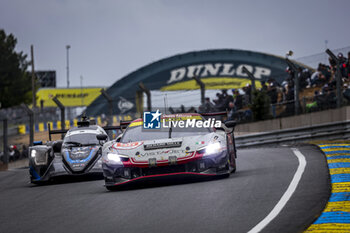 2024-06-16 - 55 HERIAU François (fra), MANN Simon (usa), ROVERA Alessio (ita), Vista AF Corse, Ferrari 296 GT3 #55, LM GT3, FIA WEC, action during the 2024 24 Hours of Le Mans, 4th round of the 2024 FIA World Endurance Championship, on the Circuit des 24 Heures du Mans, from June 15 to 16, 2024 in Le Mans, France - 24 HEURES DU MANS 2024 - RACE - ENDURANCE - MOTORS