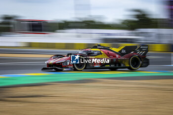 2024-06-16 - 51 PIER GUIDI Alessandro (ita), CALADO James (gbr), GIOVINAZZI Antonio (ita), Ferrari AF Corse, Ferrari 499P #51, Hypercar, FIA WEC, action during the 2024 24 Hours of Le Mans, 4th round of the 2024 FIA World Endurance Championship, on the Circuit des 24 Heures du Mans, from June 15 to 16, 2024 in Le Mans, France - 24 HEURES DU MANS 2024 - RACE - ENDURANCE - MOTORS