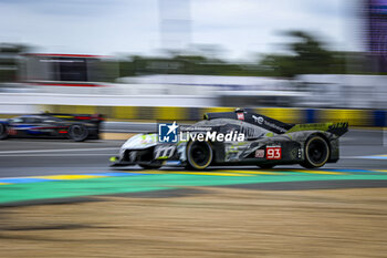 2024-06-16 - 93 VERGNE Jean-Eric (fra), JENSEN Mikkel (dnk), MULLER Nico (swi), Peugeot TotalEnergies, Peugeot 9x8 #93, Hypercar, FIA WEC, action during the 2024 24 Hours of Le Mans, 4th round of the 2024 FIA World Endurance Championship, on the Circuit des 24 Heures du Mans, from June 15 to 16, 2024 in Le Mans, France - 24 HEURES DU MANS 2024 - RACE - ENDURANCE - MOTORS