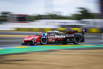 2024-06-16 - 311 DERANI Luis Felipe (bra), AITKEN Jack (gbr), DRUGOVICH Felipe (bra), Whelen Cadillac Racing, Cadillac V-Series.R #311, Hypercar, action during the 2024 24 Hours of Le Mans, 4th round of the 2024 FIA World Endurance Championship, on the Circuit des 24 Heures du Mans, from June 15 to 16, 2024 in Le Mans, France - 24 HEURES DU MANS 2024 - RACE - ENDURANCE - MOTORS