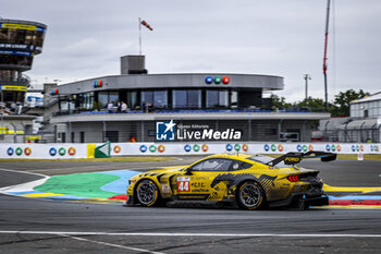 2024-06-16 - 44 HARTSHORNE John (gbr), TUCK Ben (ger), MIES Christopher (ger), Proton Competition, Ford Mustang LMGT3, LMGT3, action MMA Branding during the 2024 24 Hours of Le Mans, 4th round of the 2024 FIA World Endurance Championship, on the Circuit des 24 Heures du Mans, from June 15 to 16, 2024 in Le Mans, France - 24 HEURES DU MANS 2024 - RACE - ENDURANCE - MOTORS