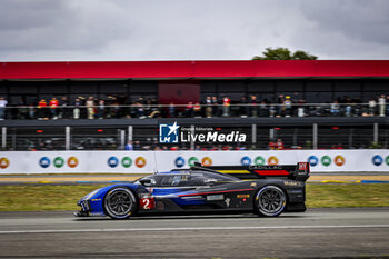 2024-06-16 - 02 BAMBER Earl (nzl), LYNN Alex (gbr), PALOU Alex (spa), Cadillac Racing, Cadillac V-Series.R #02, Hypercar, FIA WEC, action MMA Branding during the 2024 24 Hours of Le Mans, 4th round of the 2024 FIA World Endurance Championship, on the Circuit des 24 Heures du Mans, from June 15 to 16, 2024 in Le Mans, France - 24 HEURES DU MANS 2024 - RACE - ENDURANCE - MOTORS