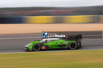 2024-06-16 - 19 GROSJEAN Romain (fra), CALDARELLI Andrea (ita), CAIROLI Matteo (ita), Lamborghini Iron Lynx, Lamborghini SC63 #19, Hypercar, action during the 2024 24 Hours of Le Mans, 4th round of the 2024 FIA World Endurance Championship, on the Circuit des 24 Heures du Mans, from June 15 to 16, 2024 in Le Mans, France - 24 HEURES DU MANS 2024 - RACE - ENDURANCE - MOTORS