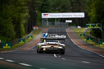 2024-06-16 - 92 MALYKHIN Aliaksandr (kna), STURM Joel (ger), BACHLER Klaus (aut), Manthey Purerxcing, Porsche 911 GT3 R #91, LM GT3, FIA WEC, action during the 2024 24 Hours of Le Mans, 4th round of the 2024 FIA World Endurance Championship, on the Circuit des 24 Heures du Mans, from June 15 to 16, 2024 in Le Mans, France - 24 HEURES DU MANS 2024 - RACE - ENDURANCE - MOTORS