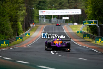 2024-06-16 - 14 HYETT PJ (usa), DELETRAZ Louis (swi), QUINN Alex (gbr), AO by TF, Oreca 07 - Gibson #14, LMP2 PRO/AM, action during the 2024 24 Hours of Le Mans, 4th round of the 2024 FIA World Endurance Championship, on the Circuit des 24 Heures du Mans, from June 15 to 16, 2024 in Le Mans, France - 24 HEURES DU MANS 2024 - RACE - ENDURANCE - MOTORS